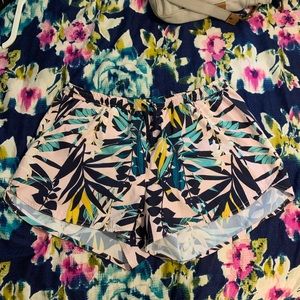 Old navy active shorts